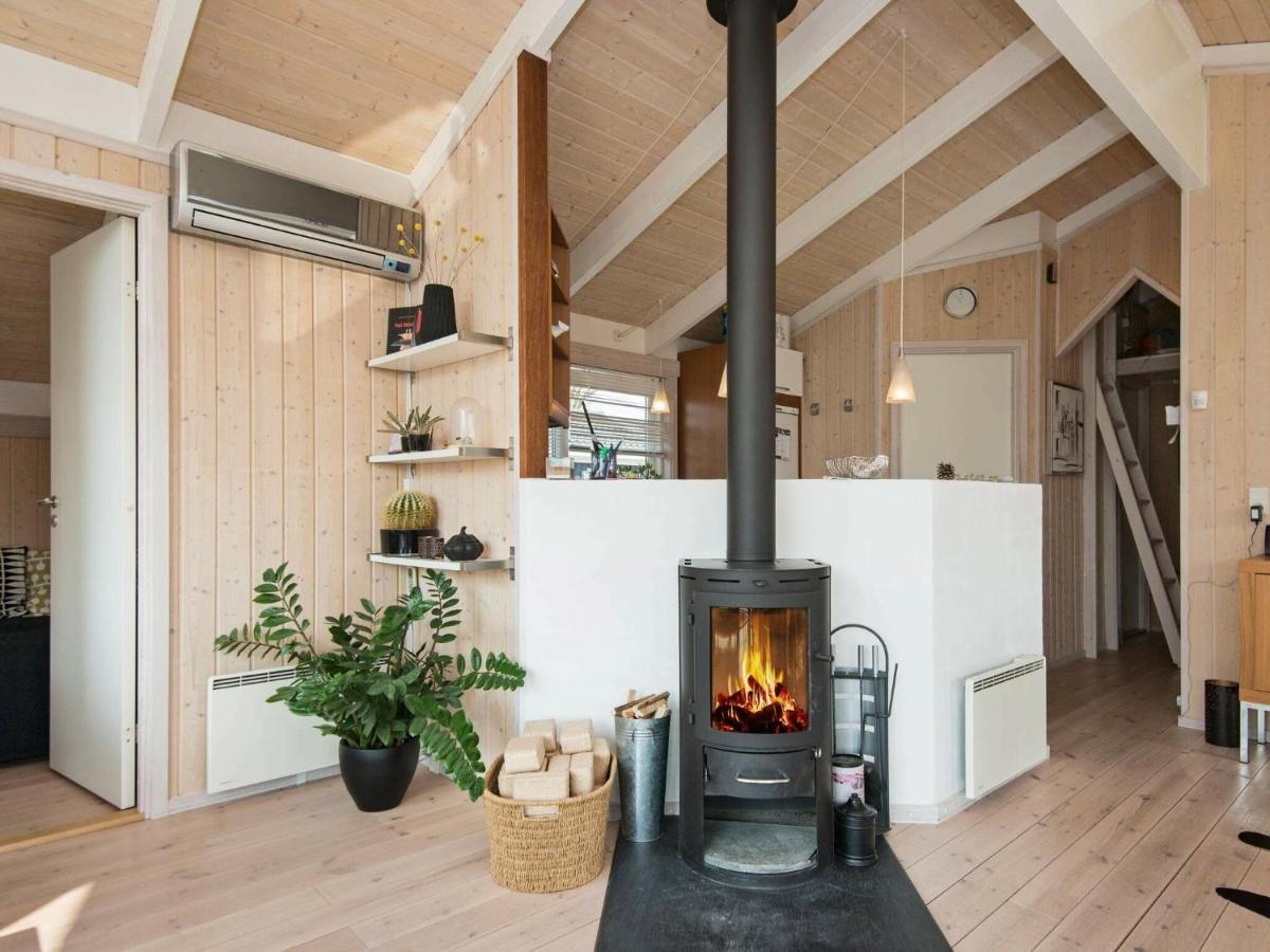 6 Person Holiday Home In Эбельтофт Экстерьер фото
