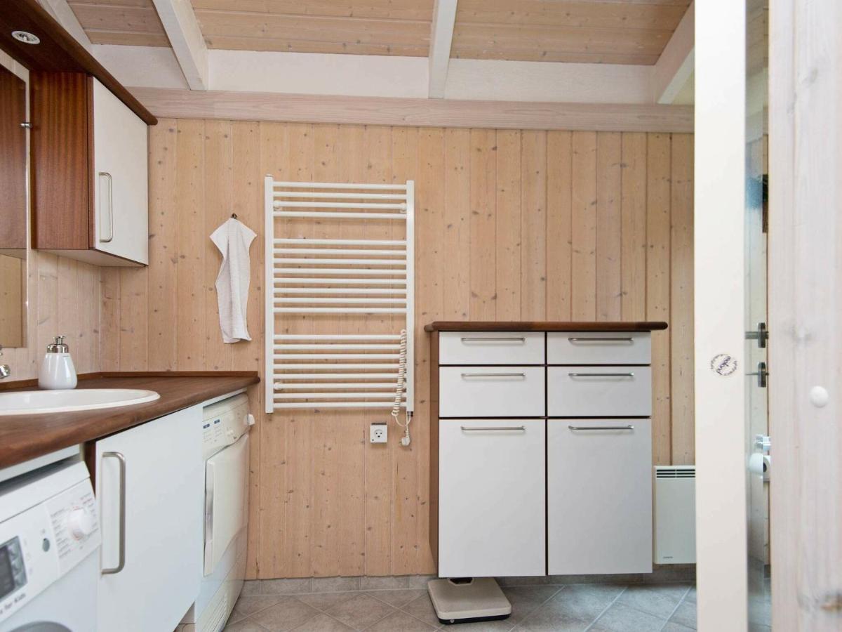 6 Person Holiday Home In Эбельтофт Экстерьер фото
